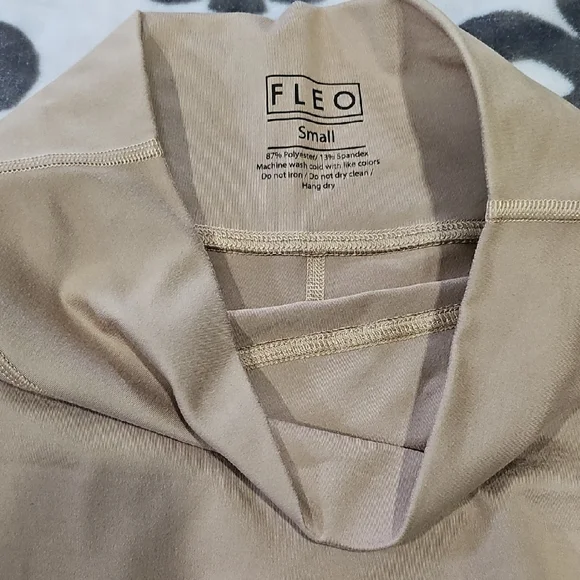 EUC Fleo High Waisted Shorts Small Tan Crossfit Weightlifting - Picture 2 of 5